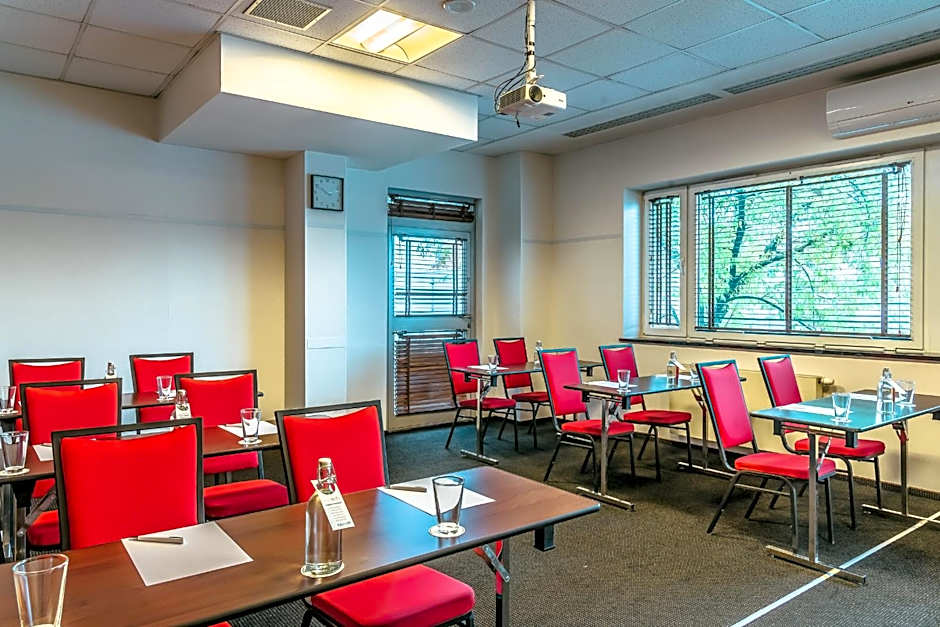 DeSilva Warszawa Piaseczno