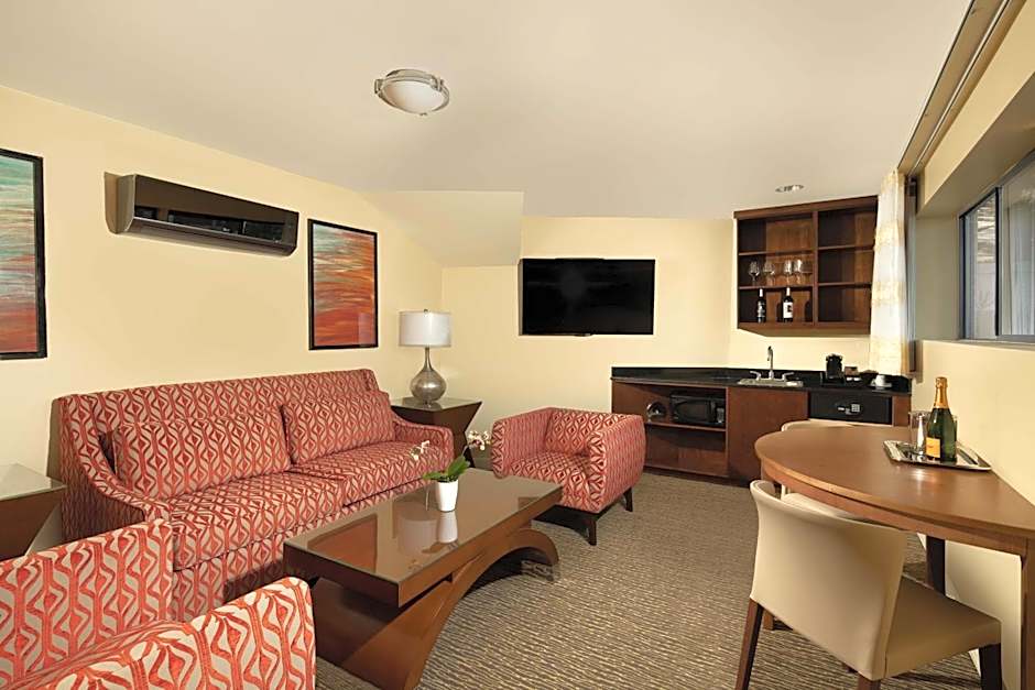 Cormorant Boutique Hotel