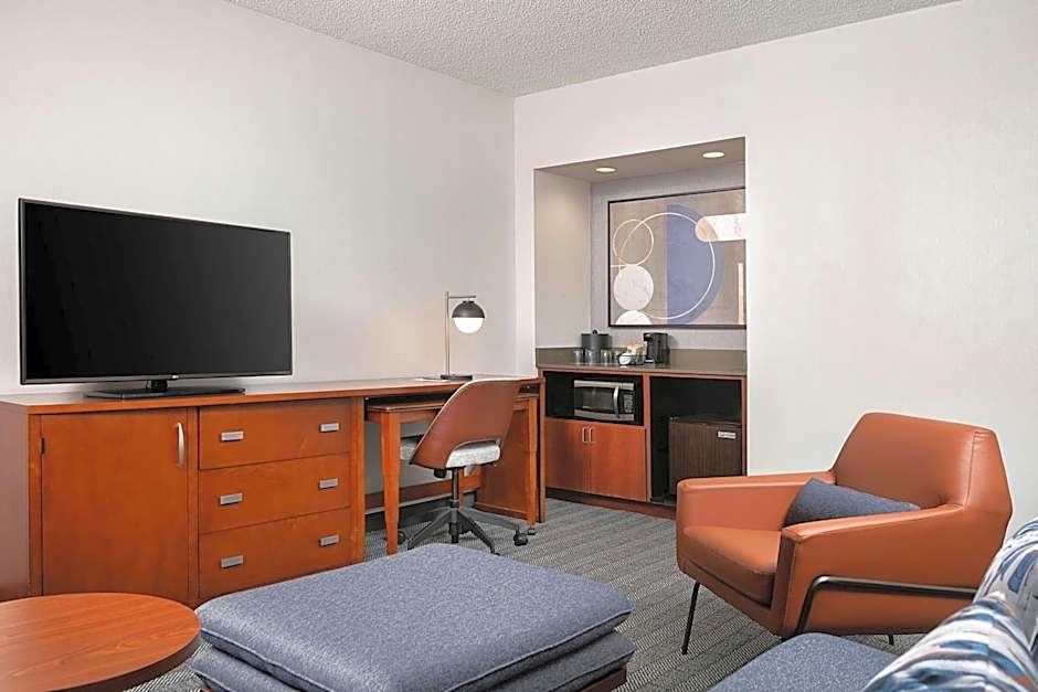 Courtyard by Marriott Albuquerque Airport