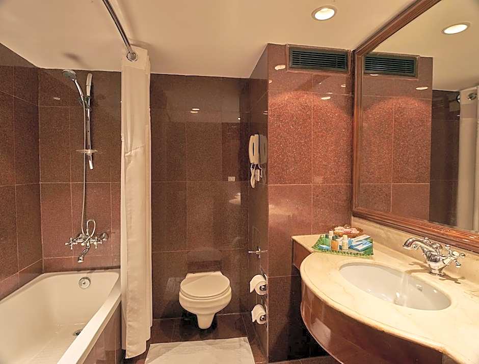 Club Mahindra Snow Peaks Manali