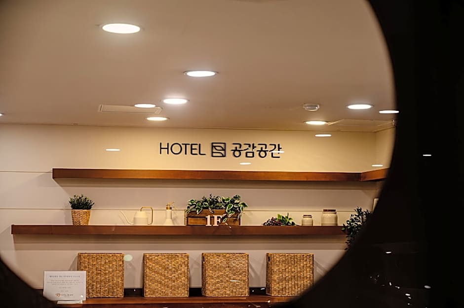 B. Cent Hotel Busan Station
