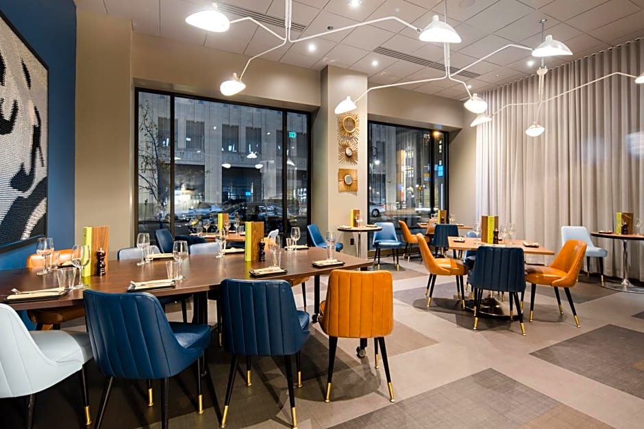 the Curtis Denver - A DoubleTree by Hilton Hotel