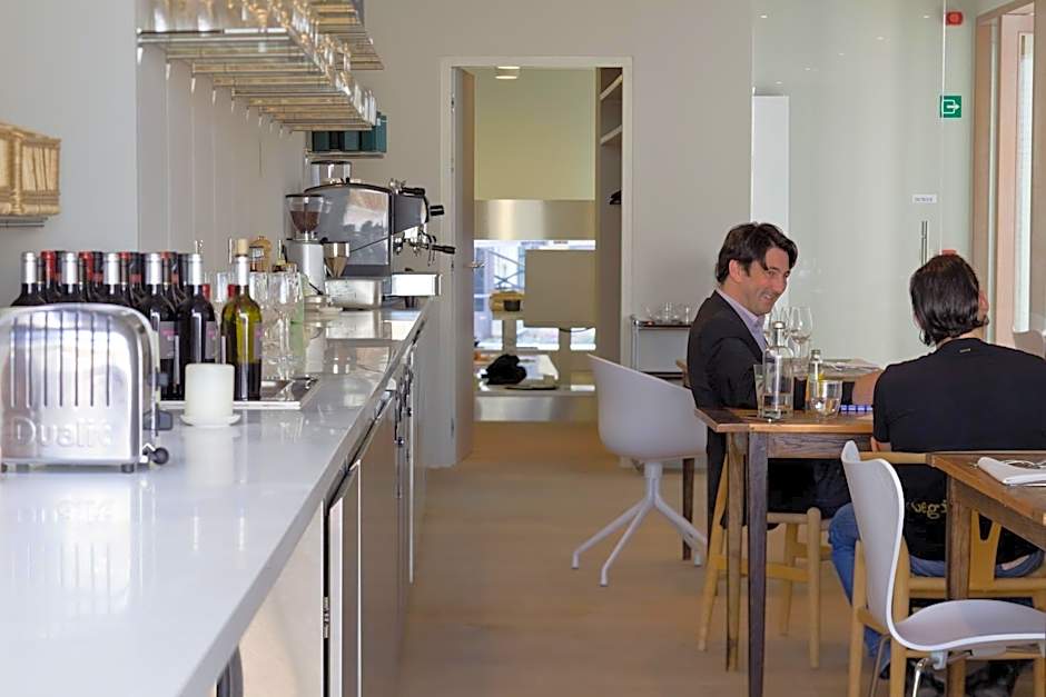 Hotel Wu Wei