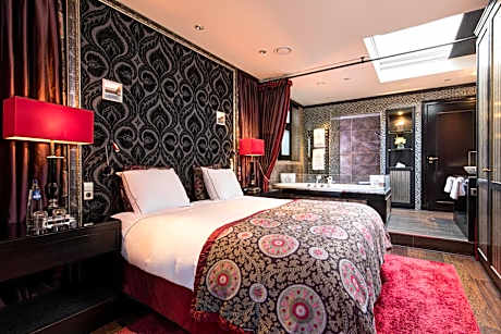 Executive Suite with Spa Bath