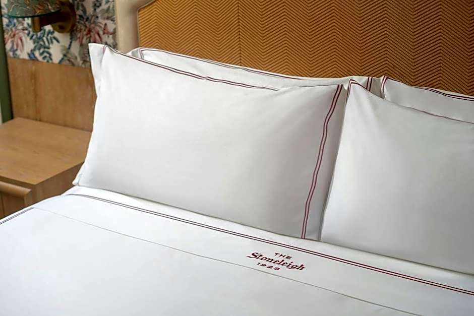 The Stoneleigh, Autograph Collection