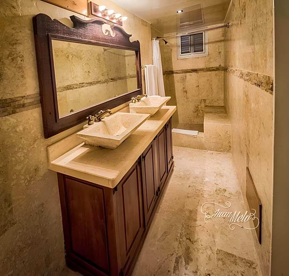 Photo 1 of 1 of Suite