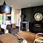 Kinloch Manor & Villas