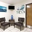 Super 8 by Wyndham Hampton