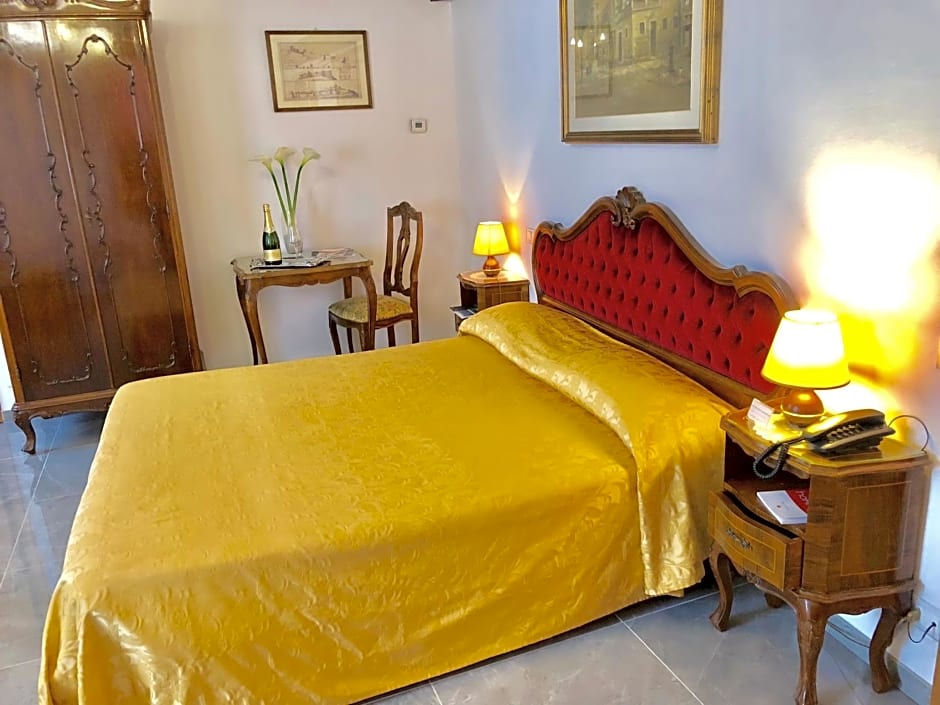 Hotel Ariel Silva