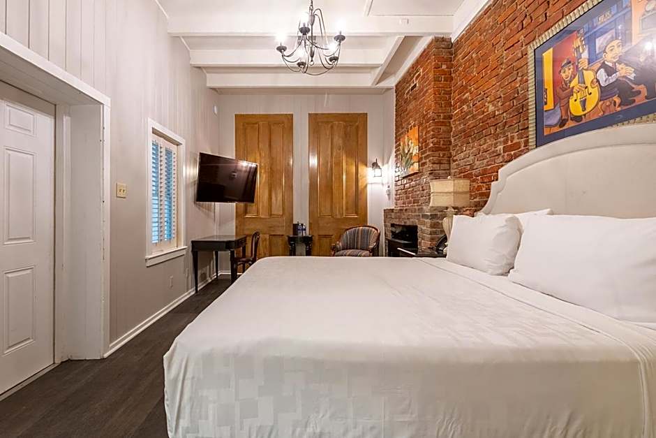 French Quarter Suites Hotel