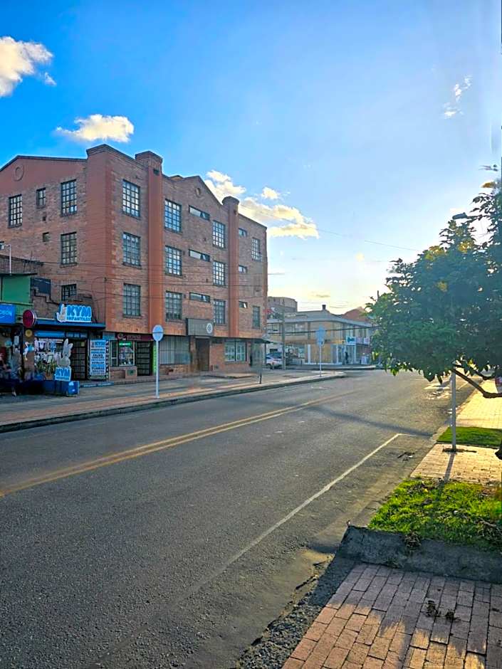 Hotel Castellana 95 Bogota By Hoteles Confort 80
