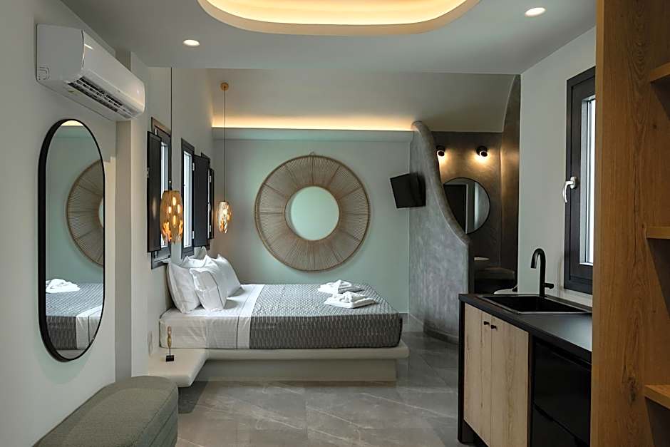 Kudos Suites Firostefani