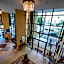 Mondrian Suite Hotel