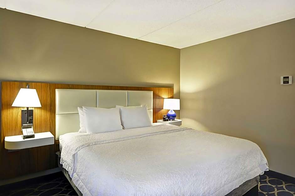 Hampton Inn By Hilton Auburn