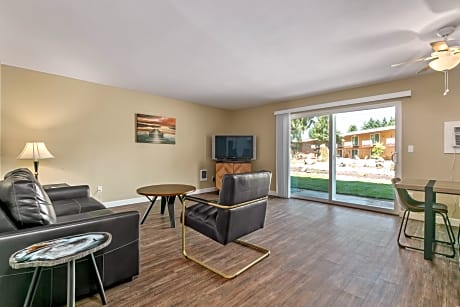 Sunrise Garden Suites