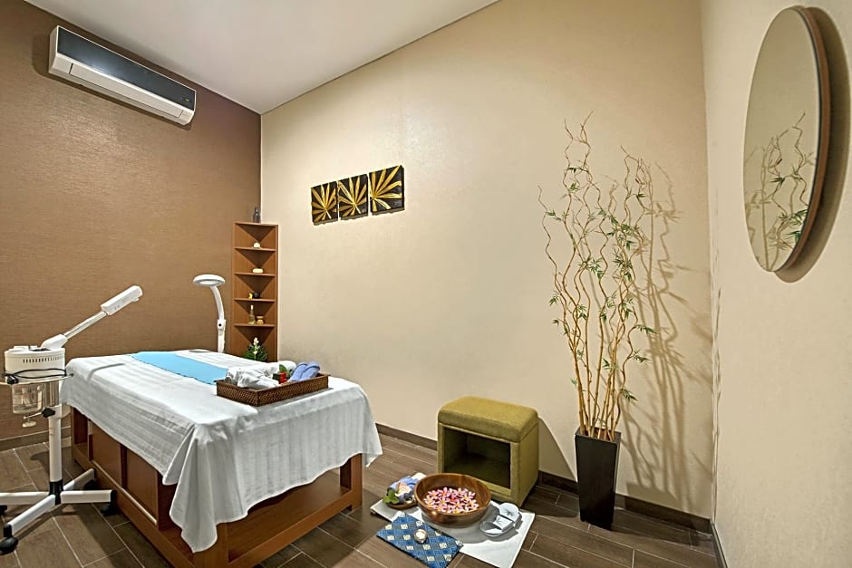 Grand Whiz Poins Simatupang Jakarta