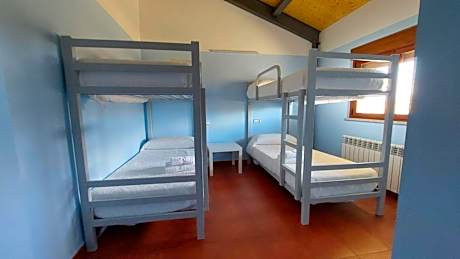 Quadruple Room with Private Bathroom