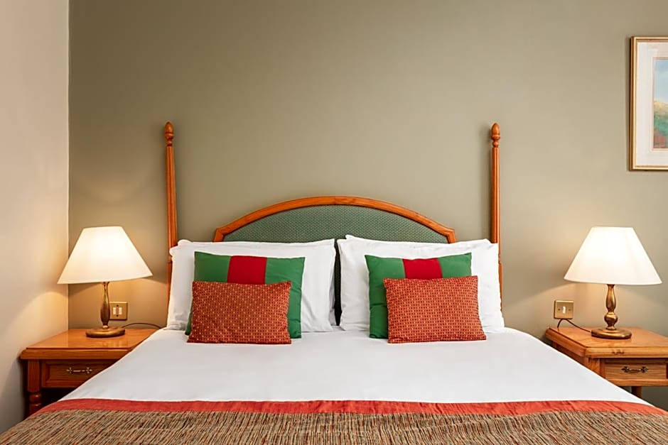 Photo 1 of 6 of Double Room
