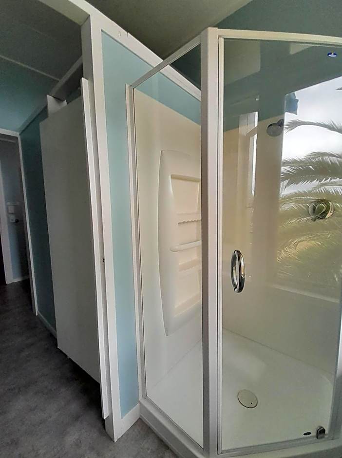 Noah's Ark Backpackers