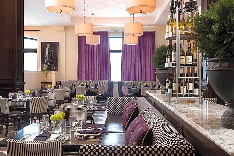 Hotel Blackhawk, Autograph Collection by Marriott