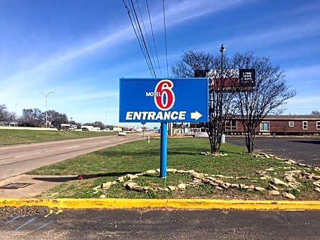 Motel 6-Waco, TX
