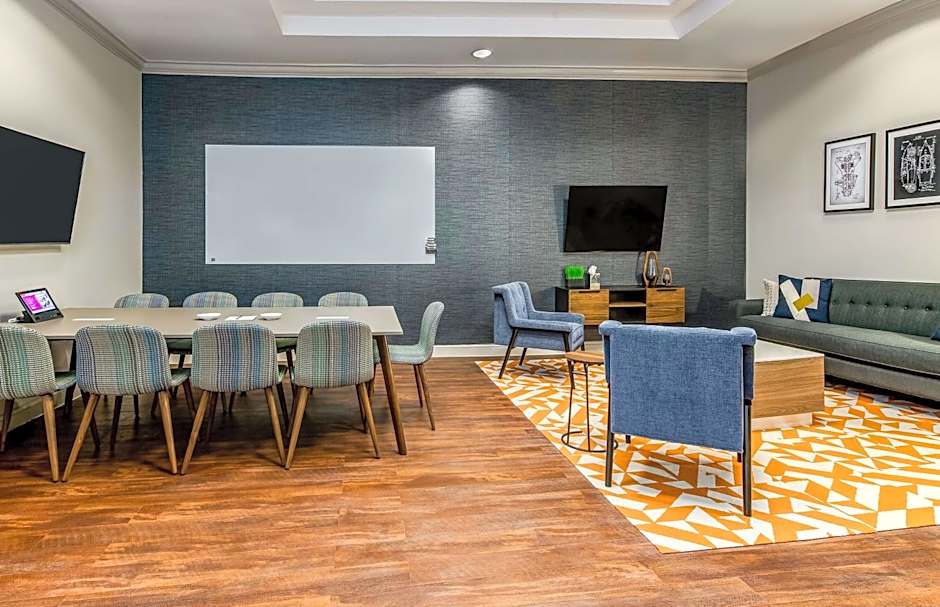 Sonesta Charlotte Lower South End