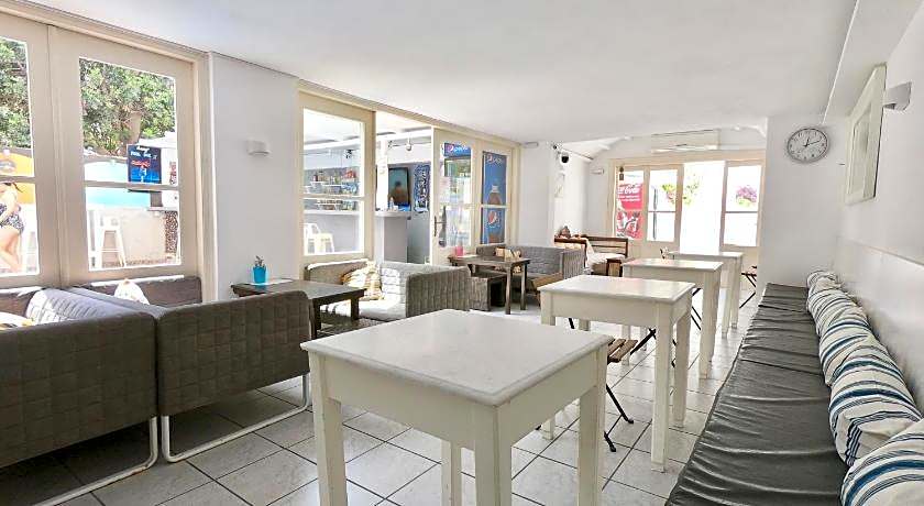 Anny Studios Perissa Beach