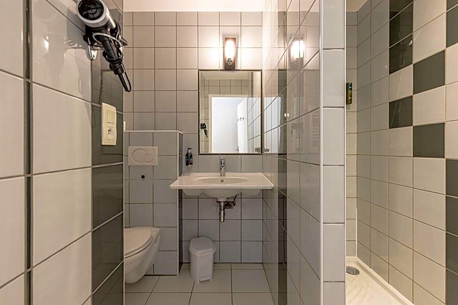 Logis Hotel Le Richelieu - Royan Atlantique