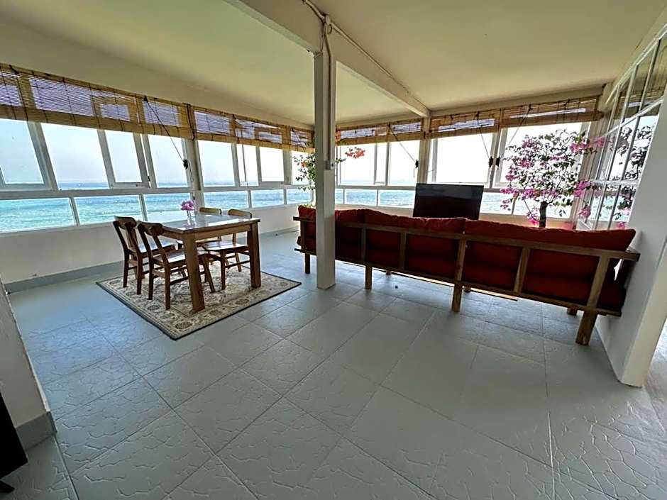 Beach front villa , All Mare 2