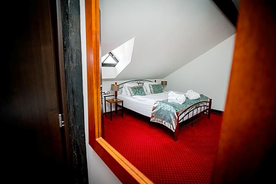 Zámek Wichterle - Hotel a pivní lázně