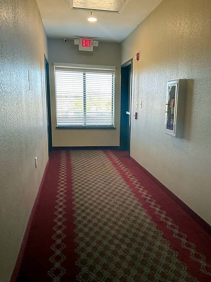 Yorktown Inn and Suites