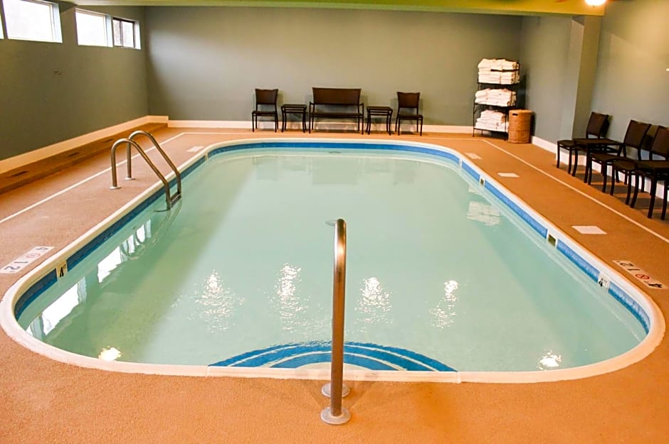 Holiday Inn Express Osage Beach - Lake of the Ozarks