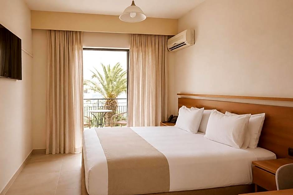 Ilios Hotel, Adults Only