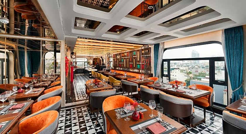 Peridot Gallery Classic Hotel