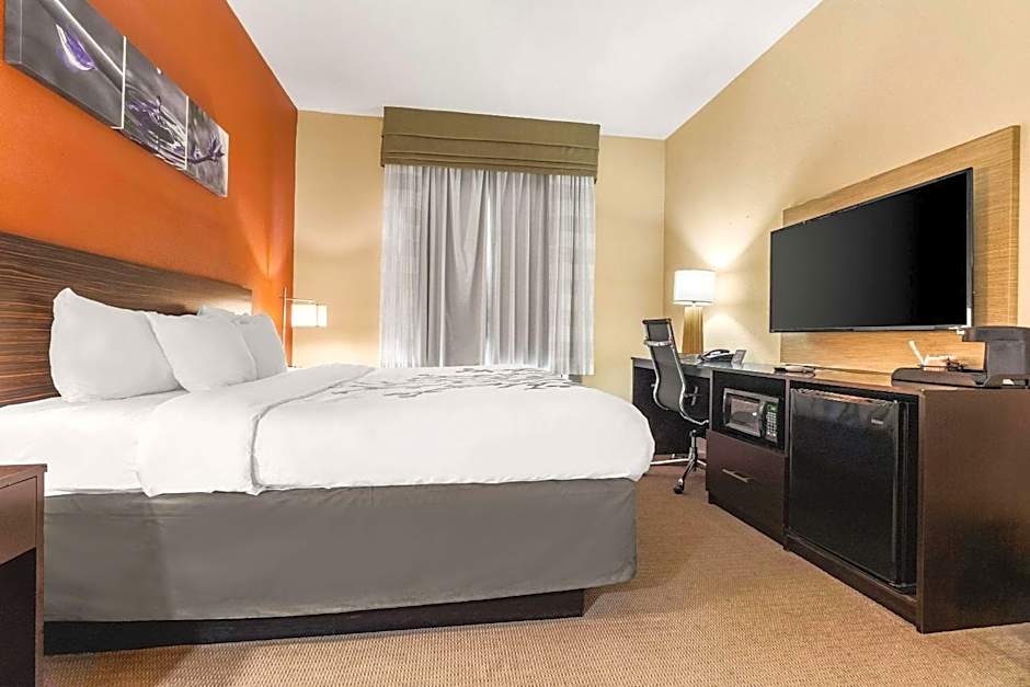 Sleep Inn & Suites Dyersburg I-155