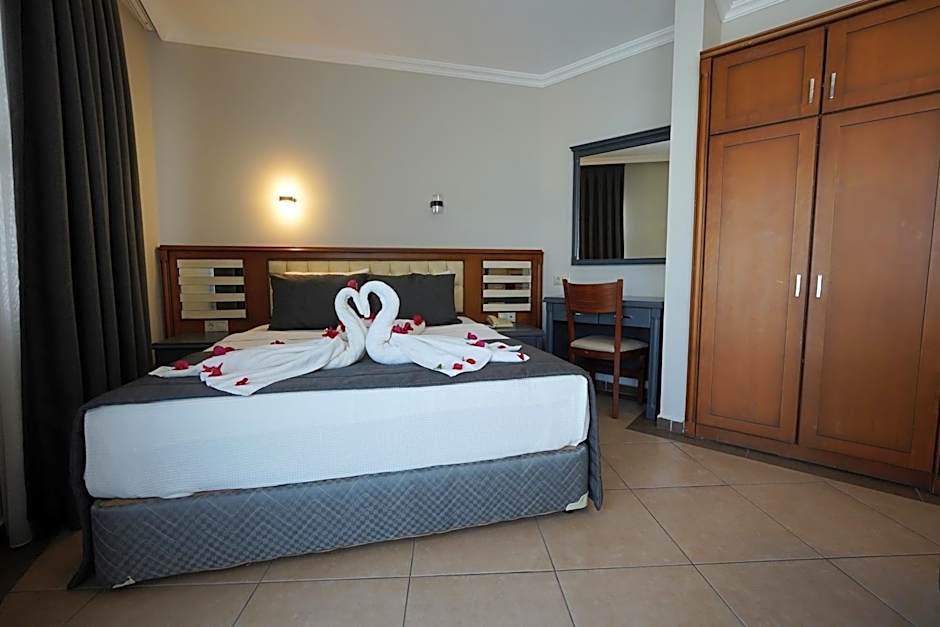 Club Karakas Apart Otel