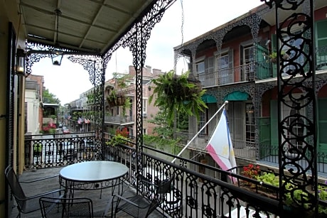 Historic King with Balcony