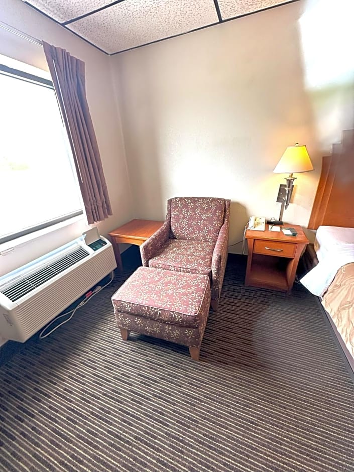 Quality Inn & Suites Salina