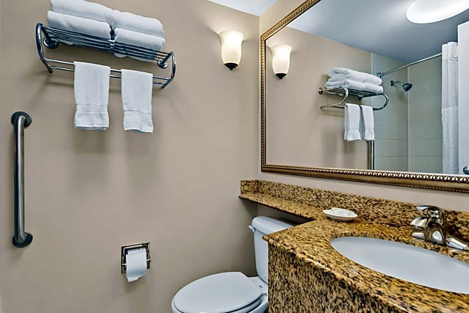 Clarion Inn North Haven - New Haven North