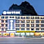 Yangshuo Guanyue Hotel
