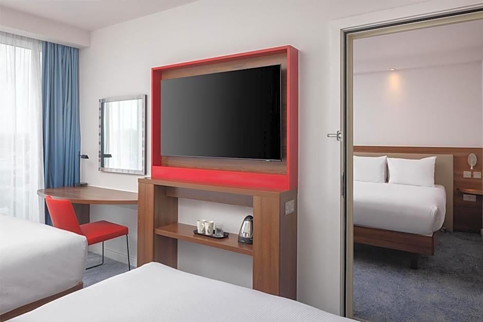 Hampton By Hilton London Stansted Airport