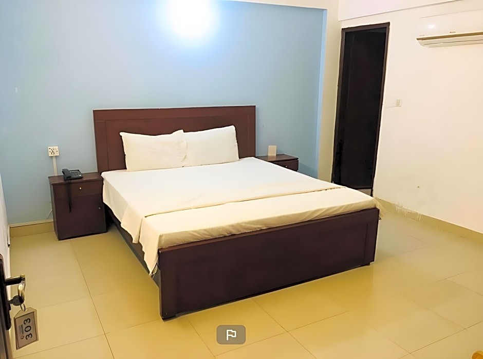 Couples Friendly Guest House