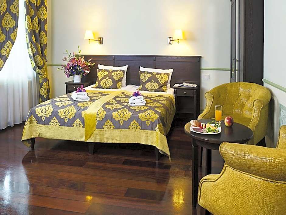 Hotel Holland House Old Town