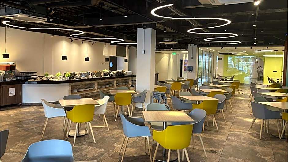 Portobelo Plaza de las Americas