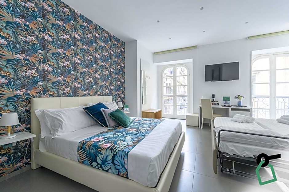 Hotiday Room Collection - Napoli Sant'Arcangelo