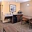 Holiday Inn Express & Suites Page Lake Powell Area By IHG