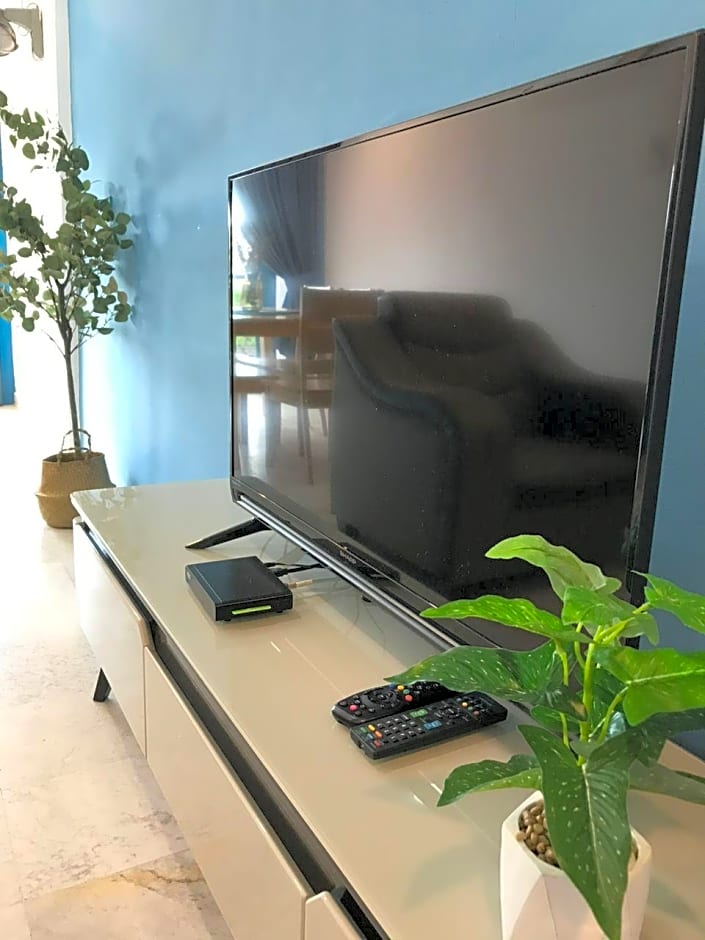 Kuah Town Service Suite Apartment @ Century Suria