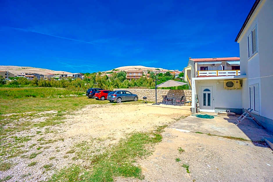 House Violet with seaview