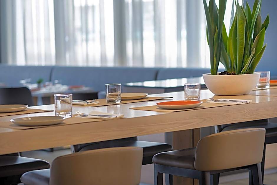 AC Hotel by Marriott Madrid Feria