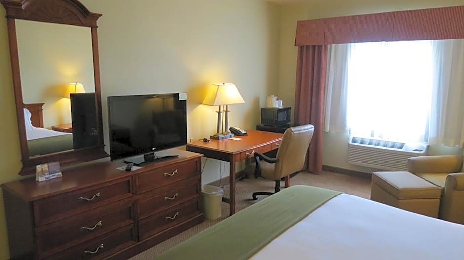 Baymont Inn & Suites by Wyndham